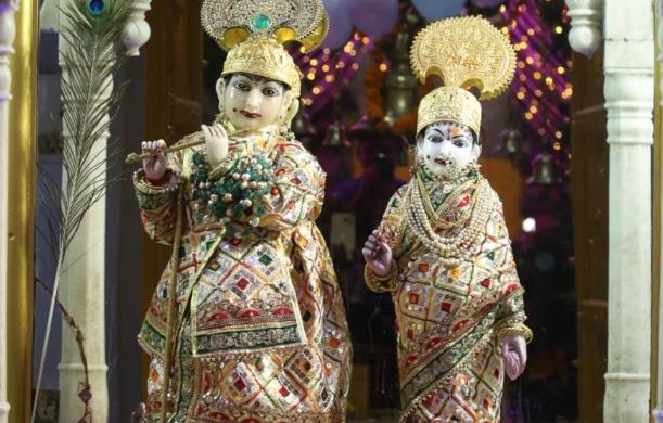Gwalior : जन्माष्टमी पर 110 करोड़ के जेवरात धारण करेंगे...